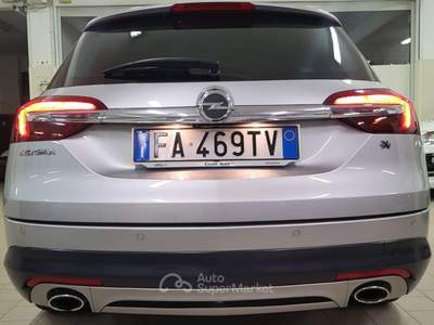 Opel Insignia 2.0 BiTurbo195CV CDTI 4x4 aut. Country Tourer SW Argento usata Leini