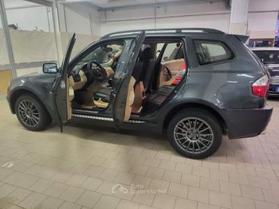BMW X3 2.0d cat Futura Verde usata Leini