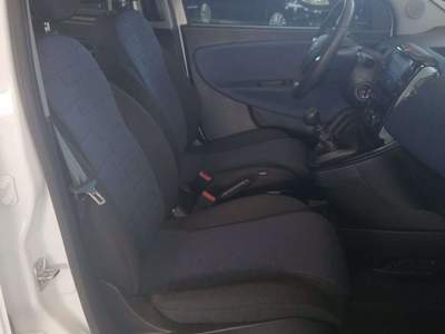 Lancia Ypsilon Ypsilon 1.0 firefly hybrid Platino s&s 70cv Bianco usata Orvieto