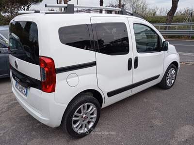 Fiat QUBO 1.3 Multijet 80CV Lounge Bianco usata Giugliano in Campania