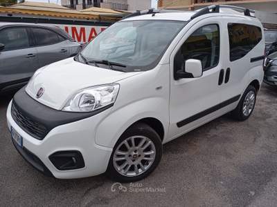 Fiat QUBO 1.3 Multijet 80CV Lounge Bianco usata Giugliano in Campania