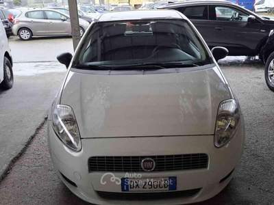 Fiat Grande Punto 1.4 3P. METANO Natural Power Bianco usata Cigognola