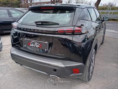 Peugeot 2008 Hybrid 145 e-DCS6 Style Nero usata Giugliano in Campania