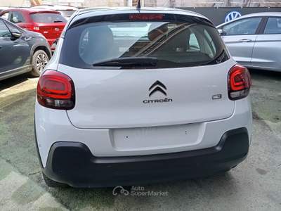 Citroen C3 1.2 PureTech 110CV Shine Aut. Bianco usata Giugliano in Campania
