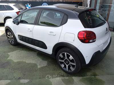 Citroen C3 1.2 PureTech 110CV Shine Aut. Bianco usata Giugliano in Campania