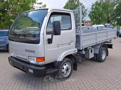 Nissan Cabstar 110.35 3.0 TDi SE Argento usata Cigognola