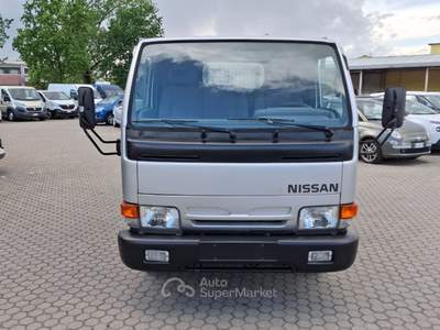 Nissan Cabstar 110.35 3.0 TDi SE Argento usata Cigognola