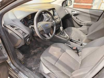 Ford Focus 1.5 tdci Titanium s&amp;s 120cv powershift usata Cigognola