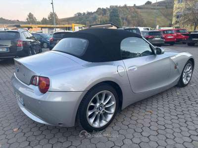 BMW Z4 2.2i BEN-GPL cat Roadster Grigio usata Cigognola