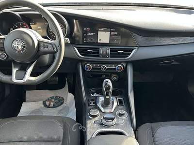Alfa Romeo Giulia Giulia 2.2 t Super 160cv auto my19 Blu/Azzurro usata Borgo Maggiore