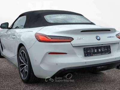 BMW Z4 Z4 Z4 sdrive 20i auto Sport Line 197cv Bianco usata Monte Compatri