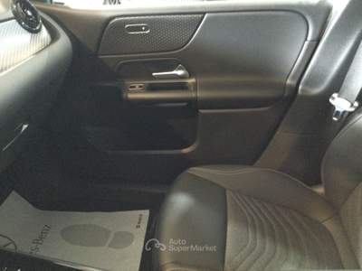 Mercedes-Benz Classe B B 180 d Automatic Advanced Bianco usata CASERTA