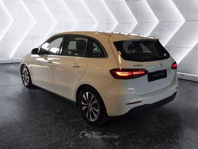 Mercedes-Benz Classe B B 180 d Automatic Advanced Bianco usata CASERTA