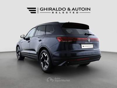 Volkswagen Touareg 3.0 V6 TDI SCR 170kW Elegance 231CV Blu/Azzurro usata Padova