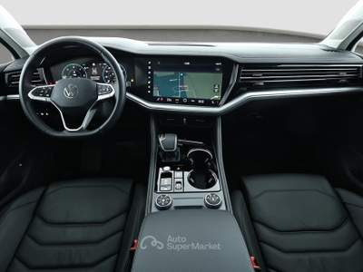 Volkswagen Touareg 3.0 V6 TDI SCR 170kW Elegance 231CV Blu/Azzurro usata Padova