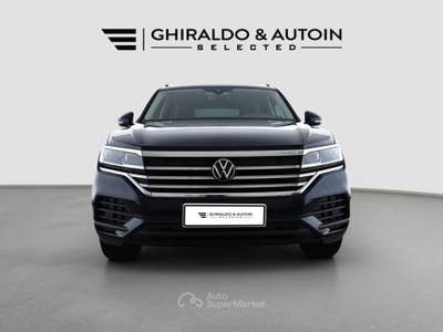 Volkswagen Touareg 3.0 V6 TDI SCR 170kW Elegance 231CV Blu/Azzurro usata Padova
