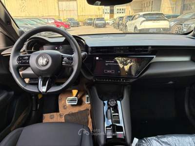 Alfa Romeo Junior 1.2 145 CV Hybrid eDCT6 Ti+BPK-Pack Techno+Tetto Bianco usata Varedo