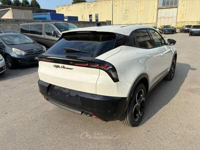 Alfa Romeo Junior 1.2 145 CV Hybrid eDCT6 Ti+BPK-Pack Techno+Tetto Bianco usata Varedo