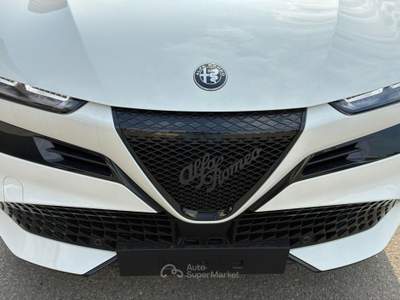 Alfa Romeo Junior 1.2 145 CV Hybrid eDCT6 Ti+BPK-Pack Techno+Tetto Bianco usata Varedo