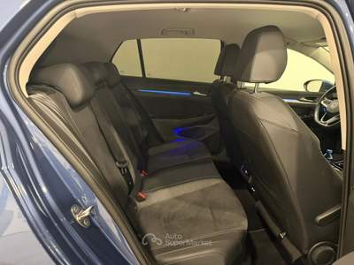 Volkswagen Golf 2.0 TDI SCR 110KW Edition Plus DSG Blu/Azzurro usata Caresanablot
