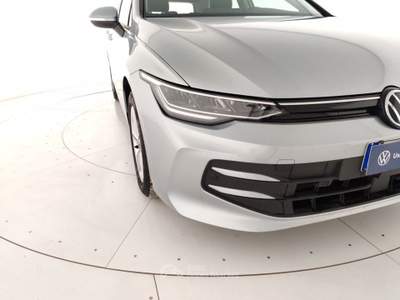 Volkswagen Golf 2.0 TDI SCR 110KW Life DSG Grigio usata Massa