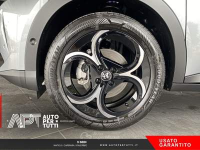 Alfa Romeo Junior Junior 1.2 ibrida Speciale 145cv edct6 Grigio usata Carrara