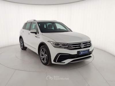 Volkswagen Tiguan 2.0 TDI SCR 110KWR-Line DSG Bianco usata Massa