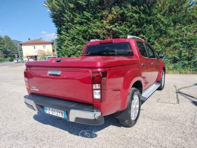 Isuzu D-Max 1.9 Crew Solar Plus 4x4 autom. Lilla usata Bagni di Lucca