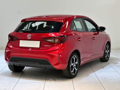 MG3 MG3 1.5 Comfort Rosso usata Cassano Magnago