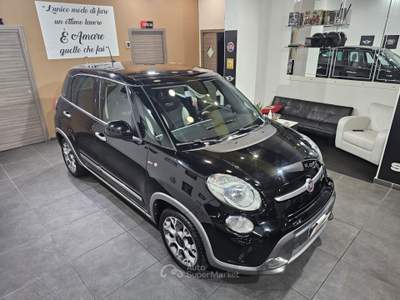 Fiat 500L 95 CV Dualogic Trekking Nero usata Qualiano
