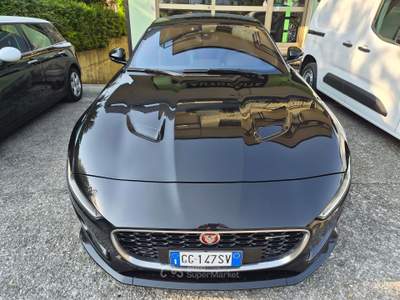 Jaguar F-Type Coupé 2.0 i4 R-Dynamic rwd 300cv auto Nero usata Nave
