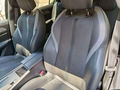 Peugeot 308 Allure Pack 1.6 PHEV 180 Verde usata Novara
