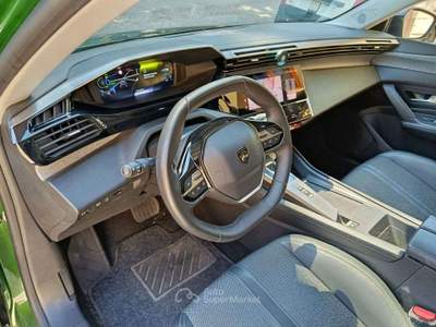 Peugeot 308 Allure Pack 1.6 PHEV 180 Verde usata Novara