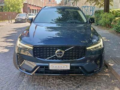 Volvo XC60 Ultimate Dark 2.0 B4 MHEV Blu/Azzurro usata Novara