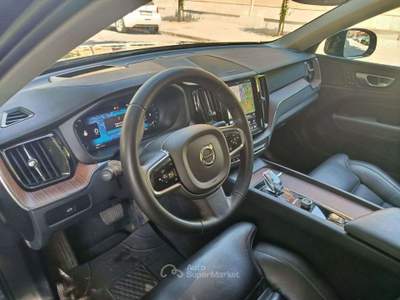 Volvo XC60 Ultimate Dark 2.0 B4 MHEV Blu/Azzurro usata Novara