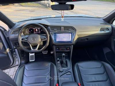 Volkswagen Tiguan 2.0 tdi R-Line 4motion 200cv dsg PANORAMA Argento usata Guastalla