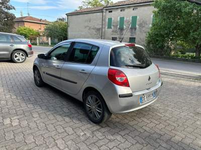 Renault Clio Clio 5p 1.5 dci AUTOMATICO OK NEOPATENTATO Argento usata Guastalla