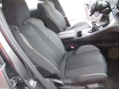 Peugeot 3008 S&S Allure Grigio usata Striano