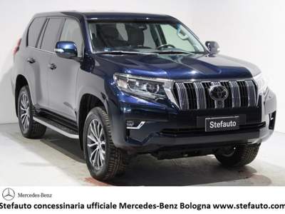 Toyota Land Cruiser 2.8 D4-D A/T 5 porte Style 7 posti aut. Blu/Azzurro usata Bologna