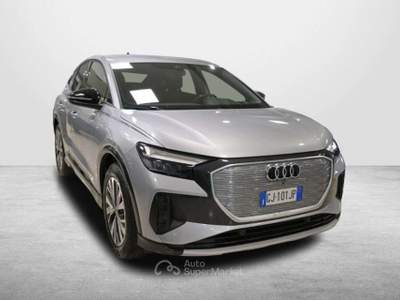 Audi Q4 AUDI Q4 SPORTBACK 35 E-TRON 170CV AUTOMATIC BUSINE Argento usata Salerno