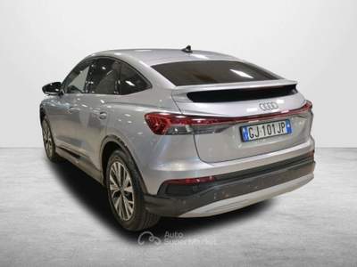 Audi Q4 AUDI Q4 SPORTBACK 35 E-TRON 170CV AUTOMATIC BUSINE Argento usata Salerno