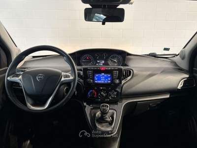 Lancia Ypsilon 1.0FireFly 5p S&S Hybrid Ecochic Gold PREZZO REALE Nero usata San Biagio di Callalta