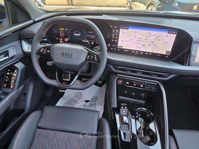 Audi Q5 204 CV quattro S tronic Identity Black Grigio usata Brusciano