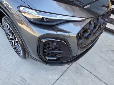Audi Q5 204 CV quattro S tronic Identity Black Grigio usata Brusciano