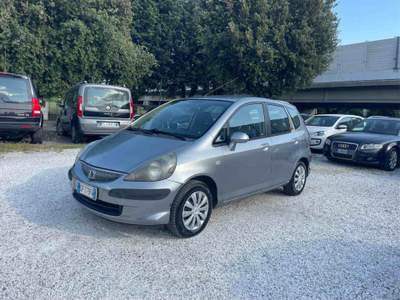 Honda Jazz - GOMME NUOVE Grigio usata Massa Honda Jazz - GOMME NUOVE Grigio usata Massa