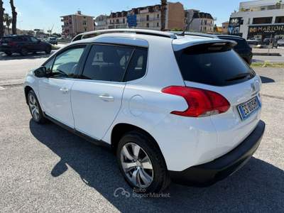 Peugeot 2008 ALLURE 1.6e-HDi 92CV S&S Bianco usata giugliano in campania