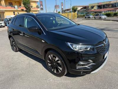 Opel Grandland X 1.5TURBO DIESEL 131CV EURO6B Nero usata giugliano in campania