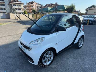 Smart ForTwo 1.0BENZINA 52KW MHD COUPE’ PASSION Bianco usata giugliano in campania