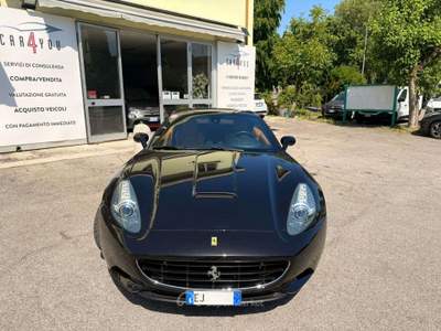 Ferrari California California 4.3 dct , Service Ferrari , PPF , Consegnata tagliandata Ferrari! Nero usata Crevalcore