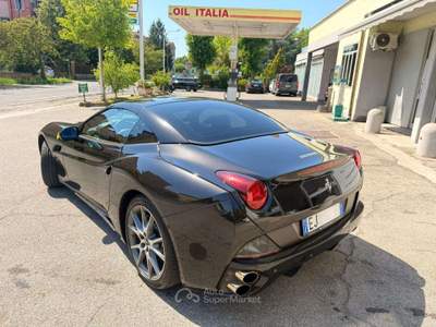 Ferrari California California 4.3 dct , Service Ferrari , PPF , Consegnata tagliandata Ferrari! Nero usata Crevalcore
